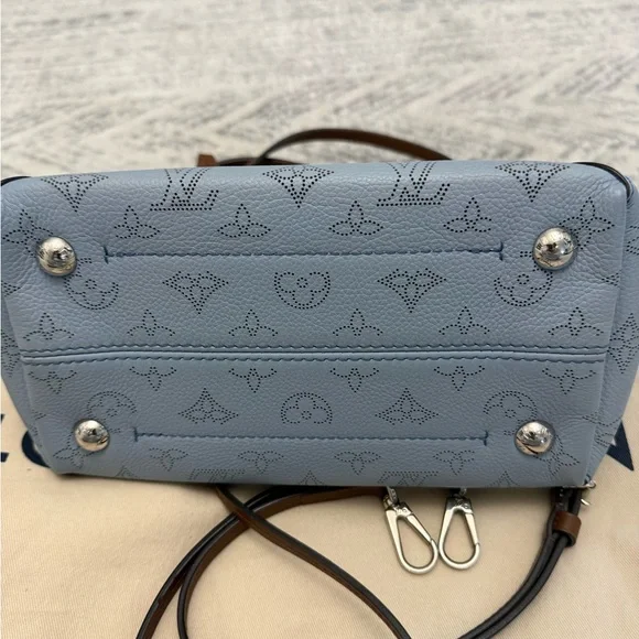 Louis Vuitton Light Blue Monogram Tote - Picture 12 of 16